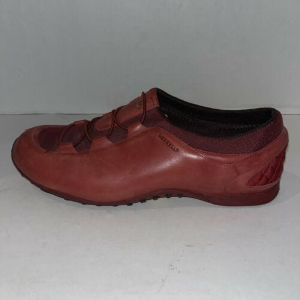 Merrell Meta Stretch Vibram Sole Women SZ 11 Barn Red Slip On Loafer Sneakers